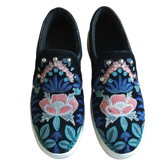 Rebecca Minkoff Shoes - Rebecca Minkoff Embroidered Slip On Leather Shoe Black Sz 9